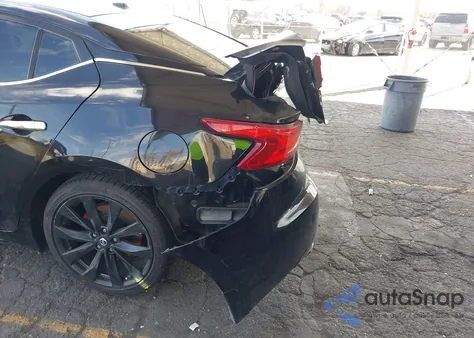 2017 Nissan Maxima 3.5 Sr z USA, uszkodzony, nr VIN 1N4AA6AP6HC417848